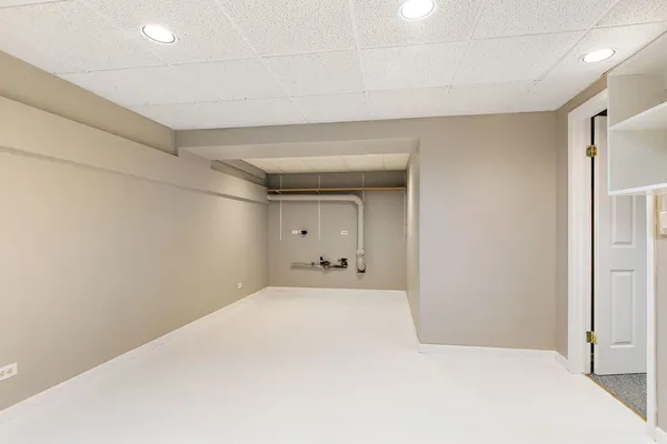 $475,000 | 160 Brentwood Trail, Elgin, IL 60120