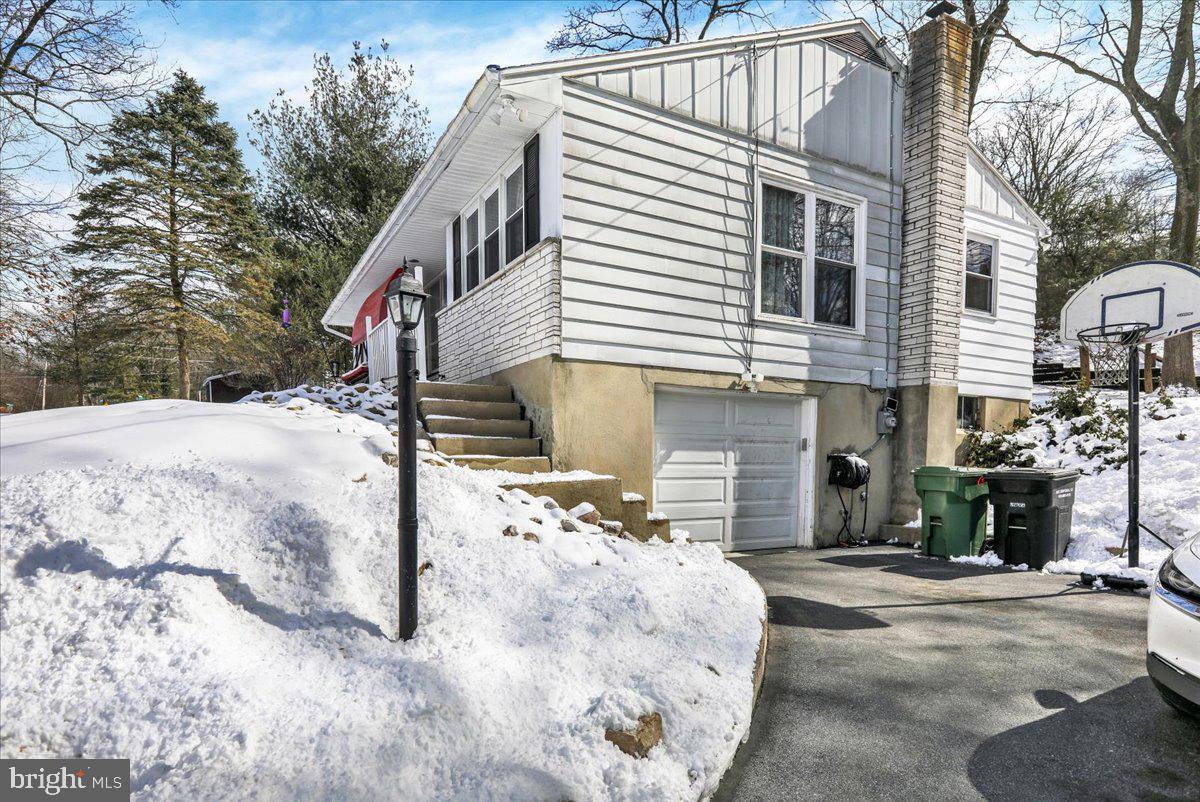 2156 Georgia Road Temple, PA 19560 - Photo 5 of 28