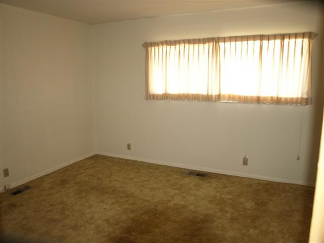 2705 West Petty Road Muncie, IN 47304 - Photo 5 of 9 Gallery Image 5