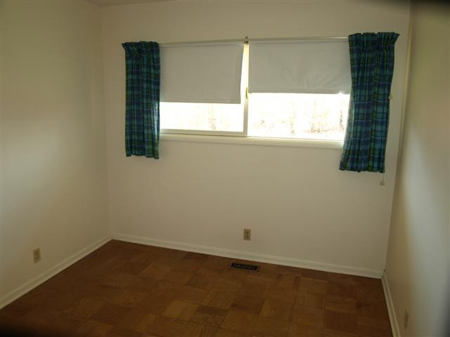 2705 West Petty Road Muncie, IN 47304 - Photo 7 of 9 Gallery Image 7