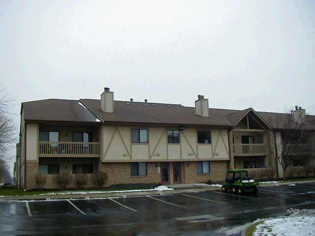 2217 Hedgerow Road Columbus, OH 43220 - Photo 1 of 1