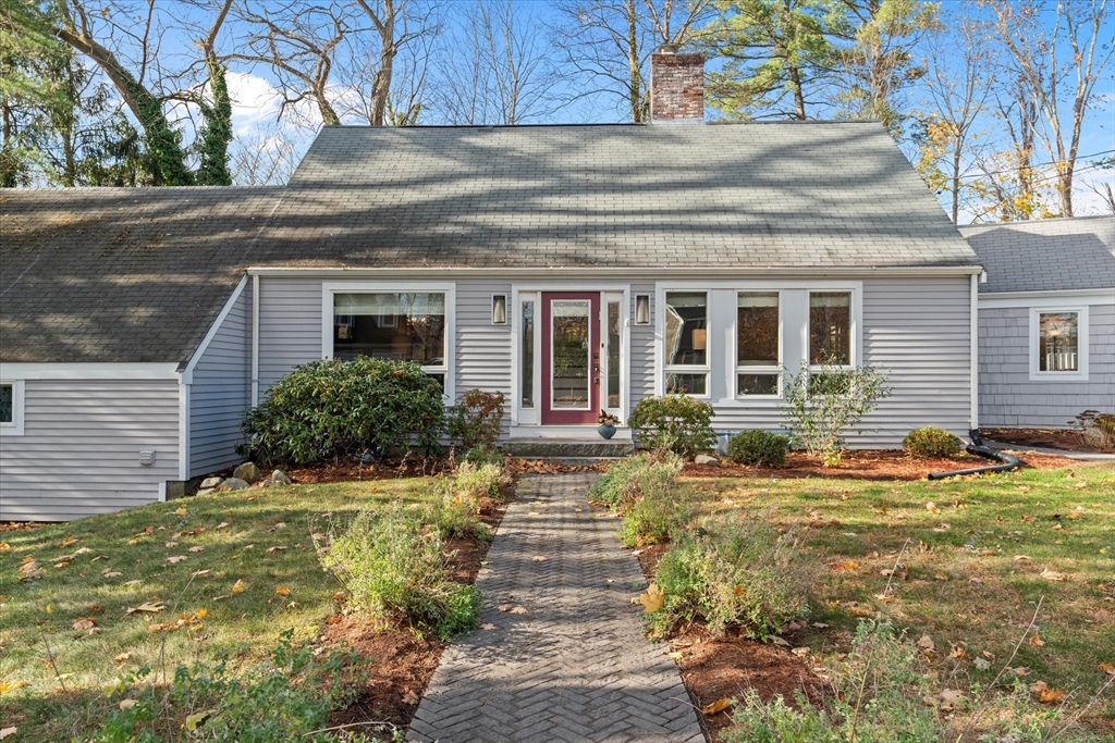 5 Woodbrier Road Topsfield, MA 01983 - Photo 3 of 42 Gallery Image 3