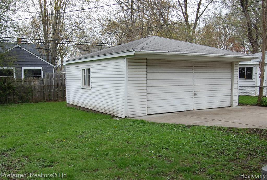 738 West Eleven Mile Road Berkley, MI 48072 - Photo 18 of 18