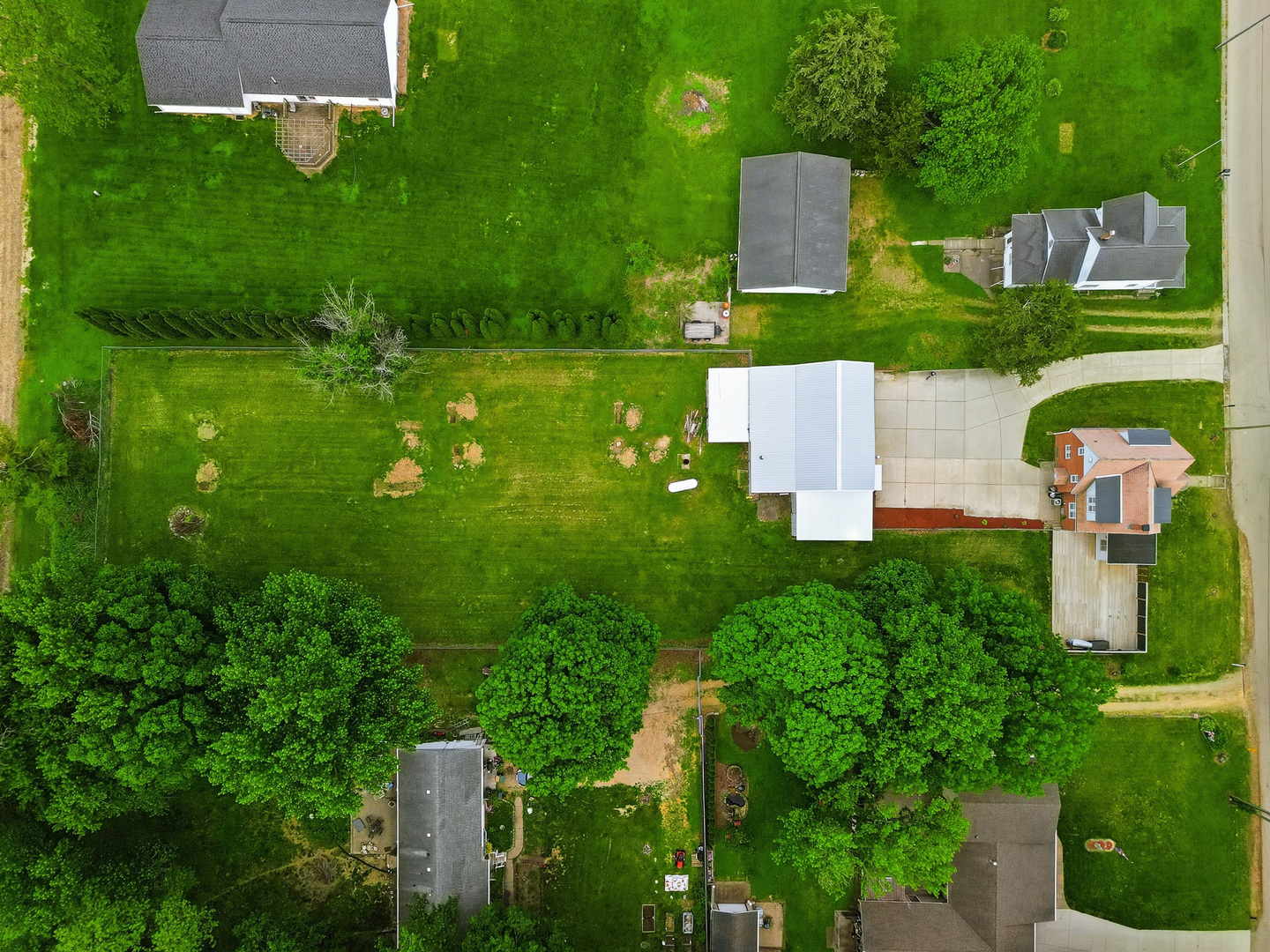 1301 Long Street Dixon, IL 61021 - Photo 10 of 47