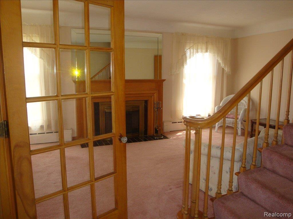 1877 Littlestone Road Grosse Pointe, MI 48236 - Photo 7 of 19 DSC06954