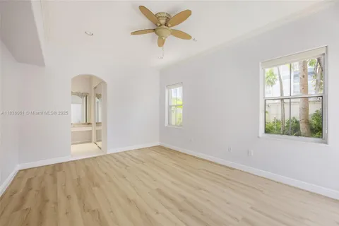 $840,000 | 1571 Breakwater Terrace, Hollywood, FL 33019