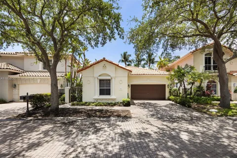 $840,000 | 1571 Breakwater Terrace, Hollywood, FL 33019