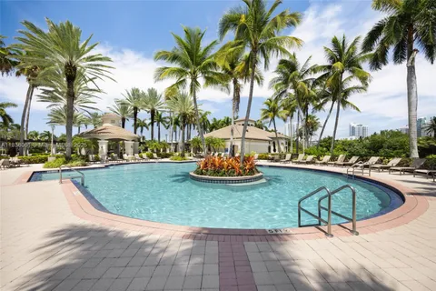 $840,000 | 1571 Breakwater Terrace, Hollywood, FL 33019