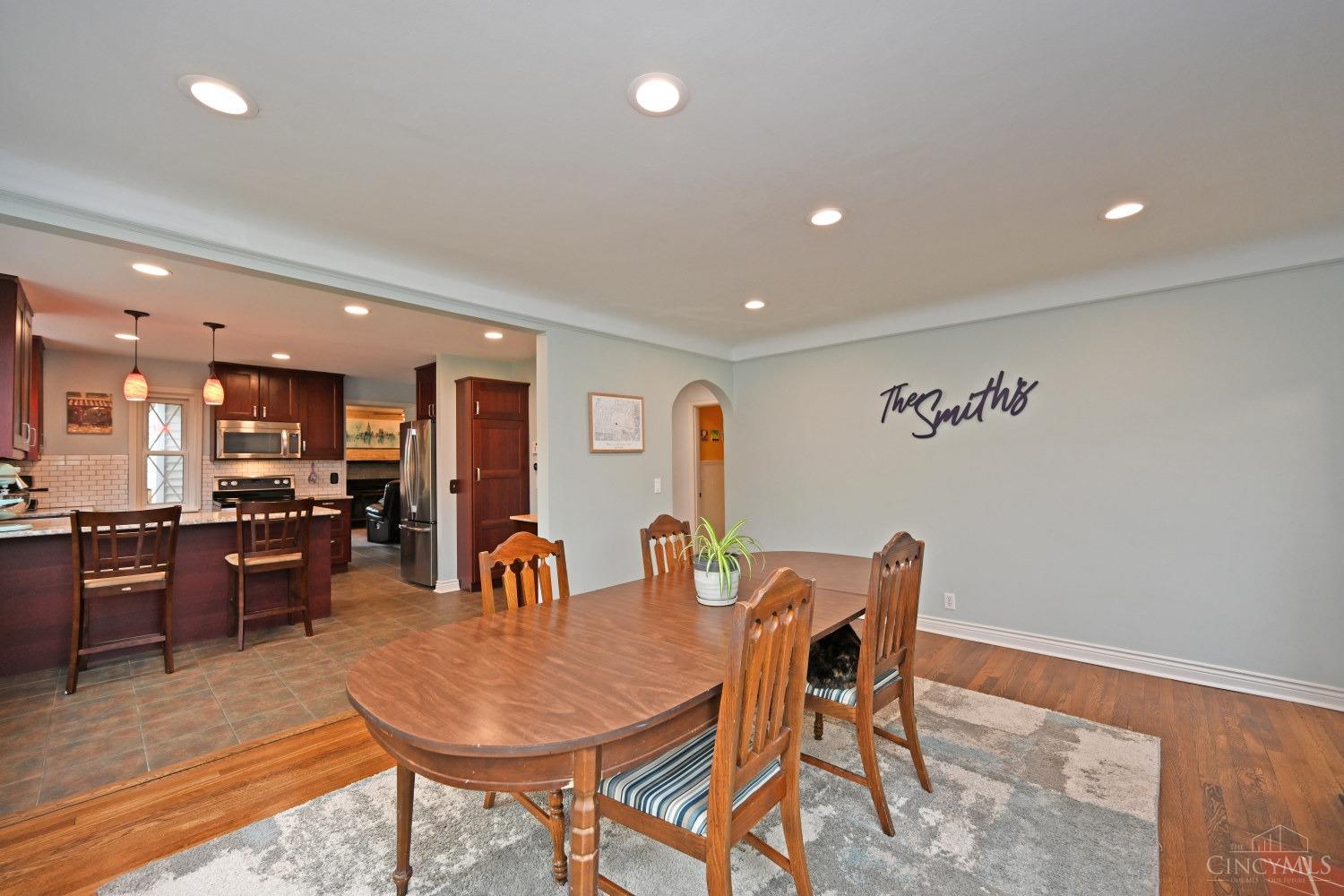 5694 Haubner Road Cincinnati, OH 45247 - Photo 9 of 46