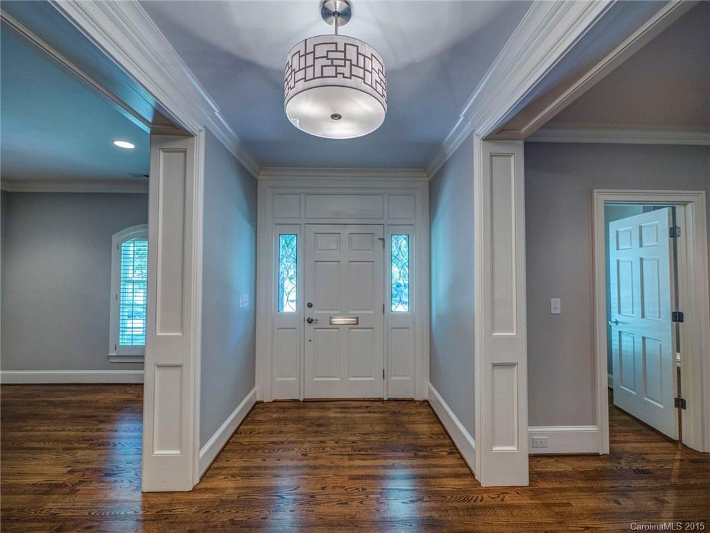 3916 Foxcroft Road Charlotte, NC 28211 - Photo 2 of 24 Gallery Image 2