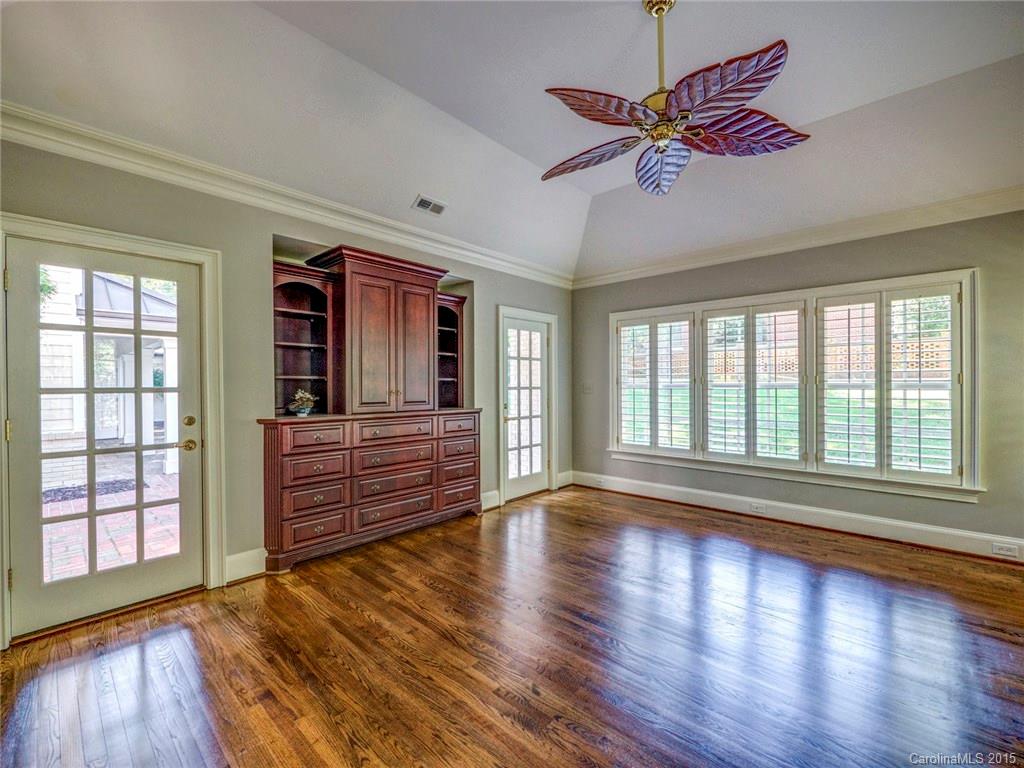 3916 Foxcroft Road Charlotte, NC 28211 - Photo 13 of 24 Gallery Image 13