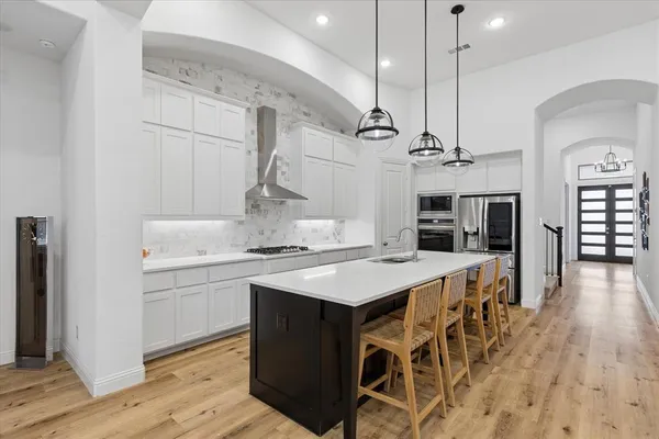 $750,000 | 2301 Sandlin Drive, Fort Worth, TX 76008