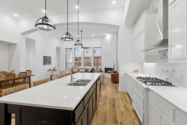 $750,000 | 2301 Sandlin Drive, Fort Worth, TX 76008