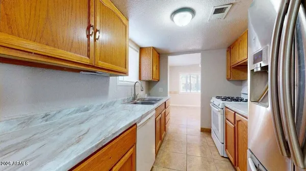 $1,550 | 2214 North 24th Place, Phoenix, AZ 85008