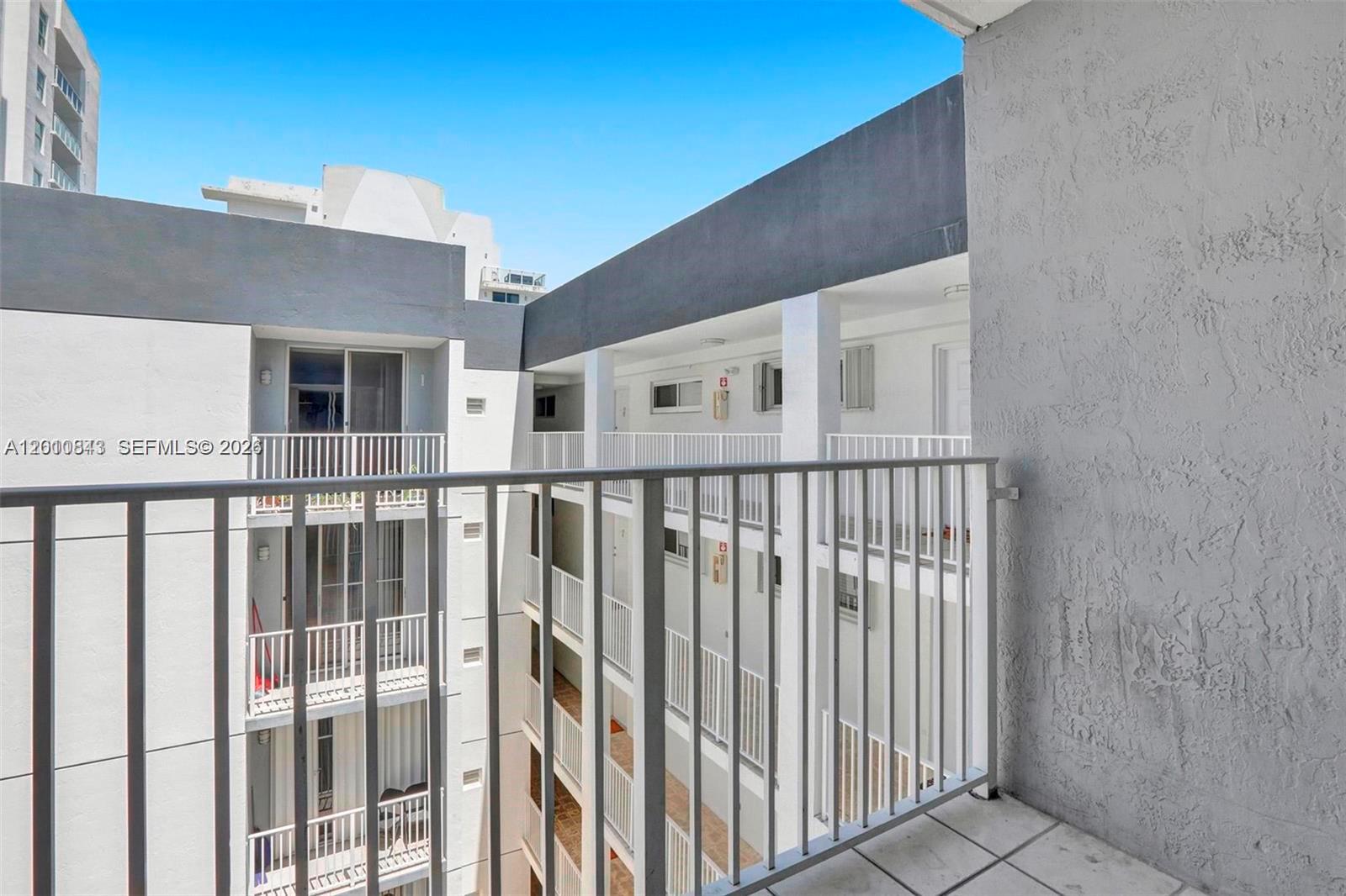 126 Southwest 17th Road, Unit 601 Miami, FL 33129 - Photo 16 of 21