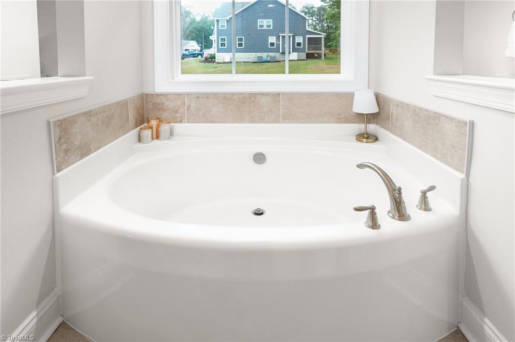 4638 Apple Rdg Lane Graham, NC 27253 - Photo 29 of 48