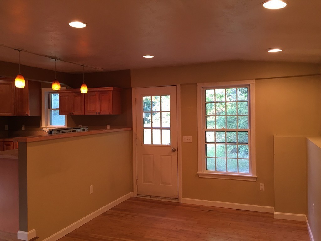 3 Clinton Road Sterling, MA 01564 - Photo 4 of 7 Gallery Image 4