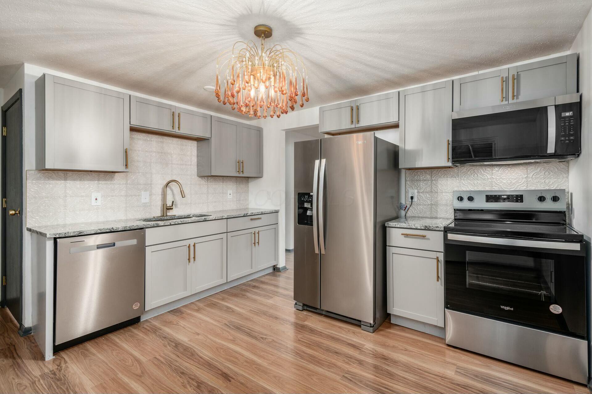 3773 Ardath Road Columbus, OH 43228 - Photo 18 of 47 tempImageUqCA40