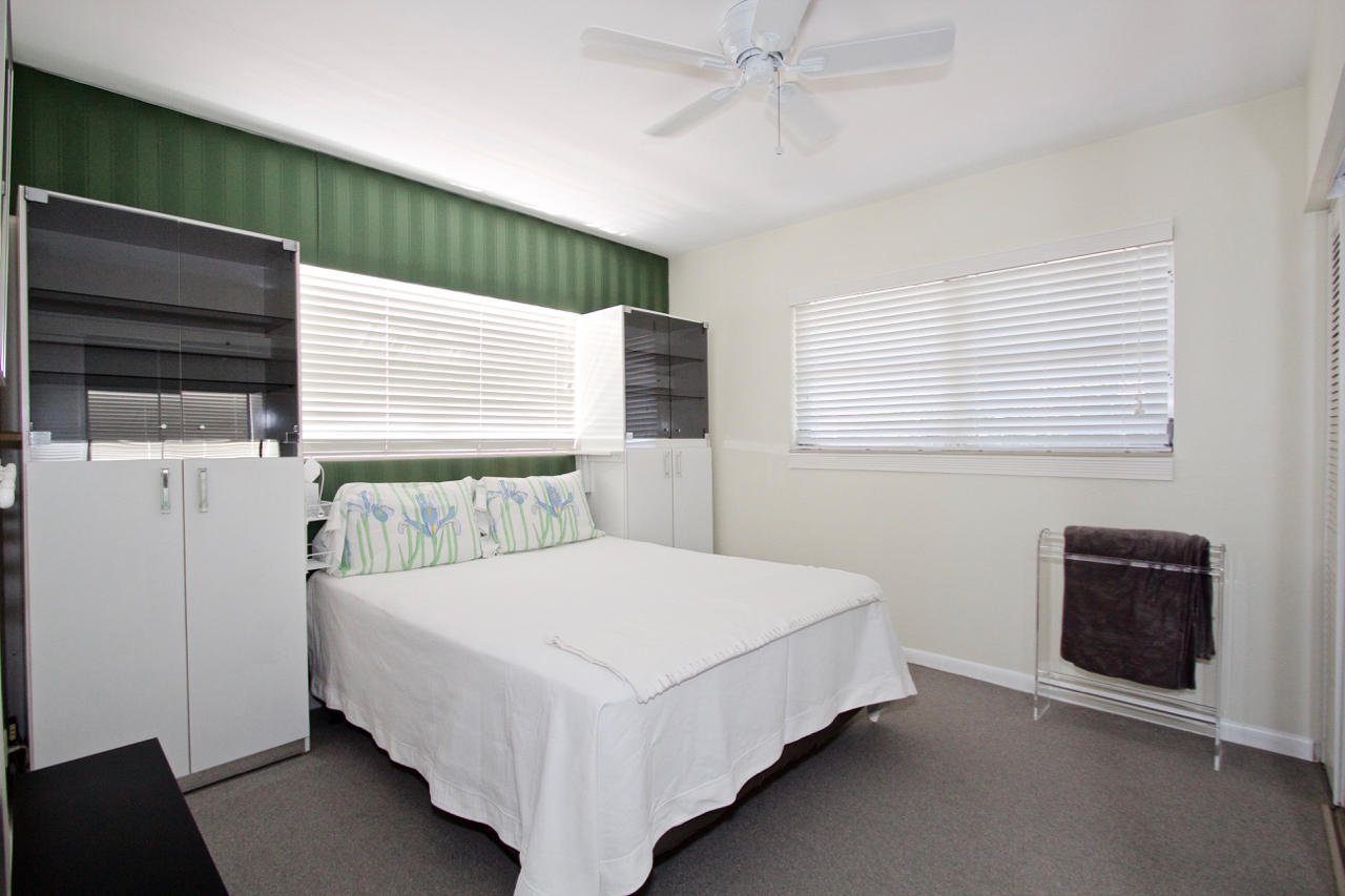 1495 Northeast 4th Court Boca Raton, FL 33432 - Photo 10 of 26 IMG_0543