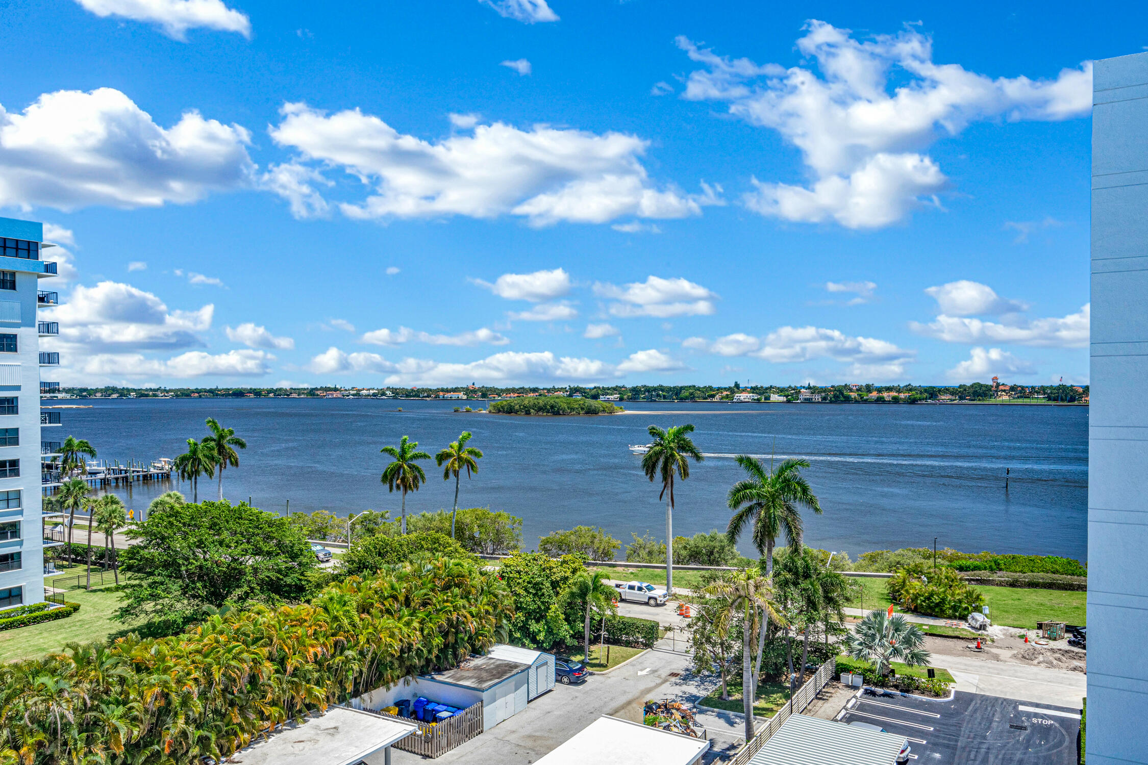 3901 South Flagler Dr Unit 806