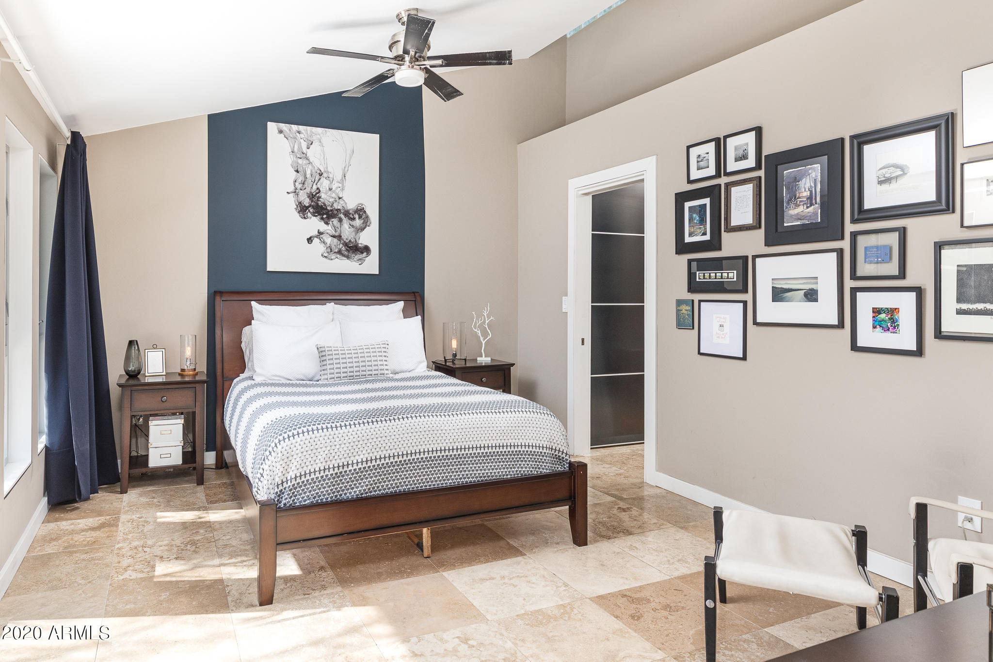 1541 East Cheery Lynn Road Phoenix, AZ 85014 - Photo 19 of 46 Owner's suite