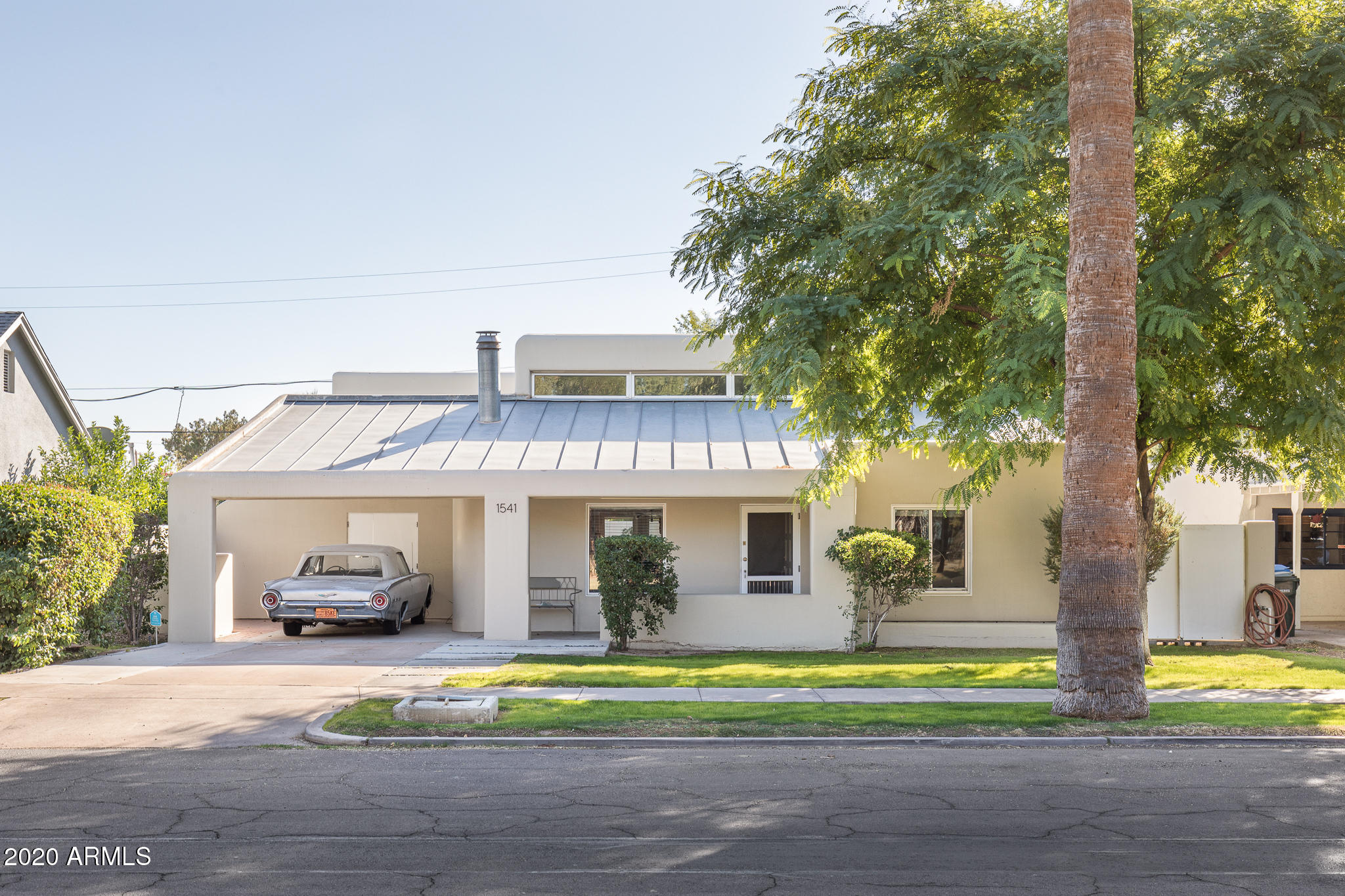 1541 East Cheery Lynn Road Phoenix, AZ 85014 - Photo 2 of 46 Amazing curb appeal