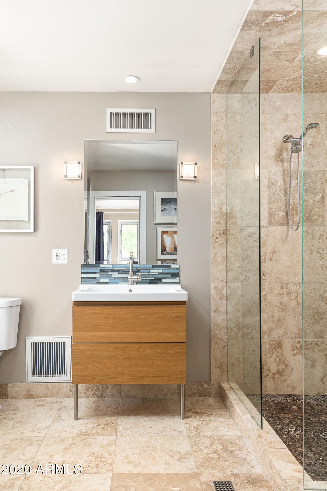 1541 East Cheery Lynn Road Phoenix, AZ 85014 - Photo 24 of 46 Updated bathroom