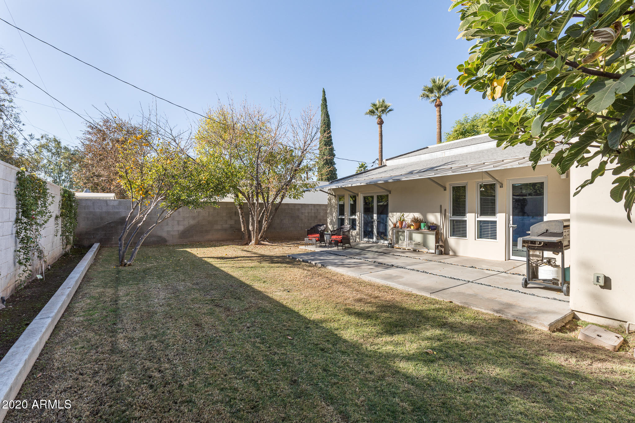 1541 East Cheery Lynn Road Phoenix, AZ 85014 - Photo 41 of 46 View looking West