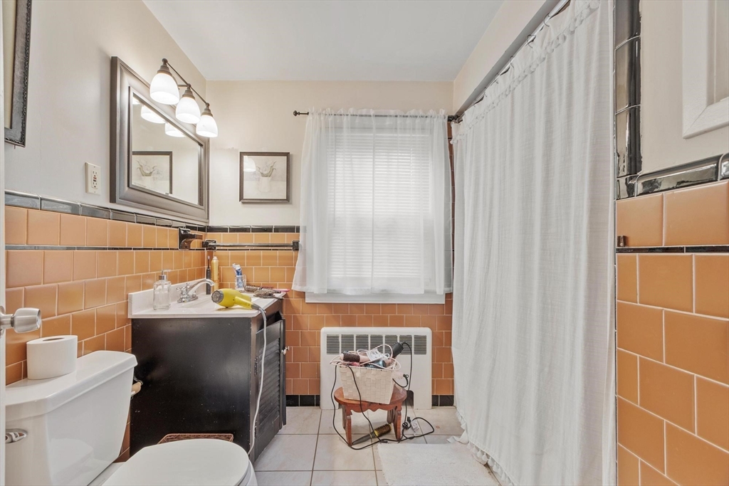 11 Whitla Drive Worcester, MA 01604 - Photo 17 of 32