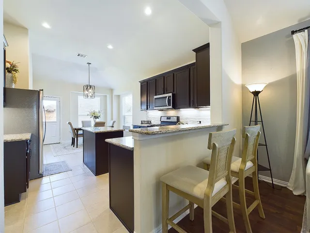 $2,550 | 15427 Crathie Bend Drive, Humble, TX 77346