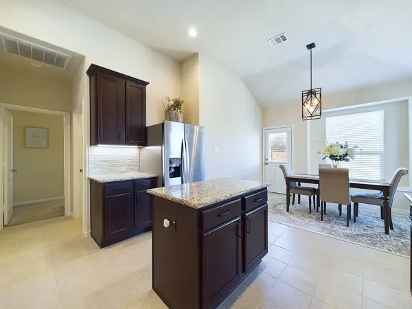 $2,450 | 15427 Crathie Bend Drive, Humble, TX 77346