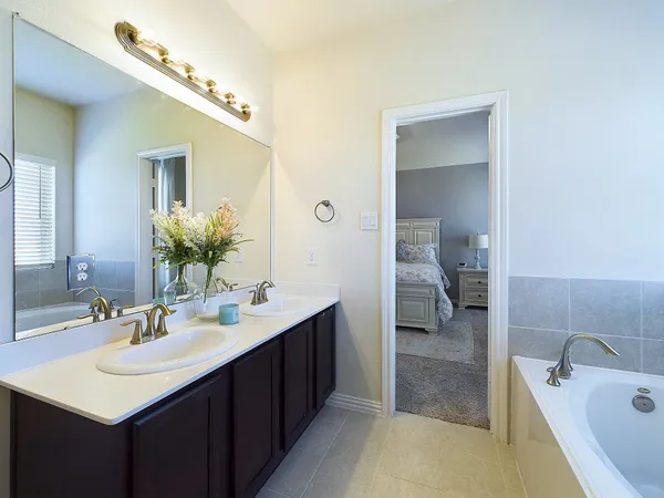 $2,450 | 15427 Crathie Bend Drive, Humble, TX 77346