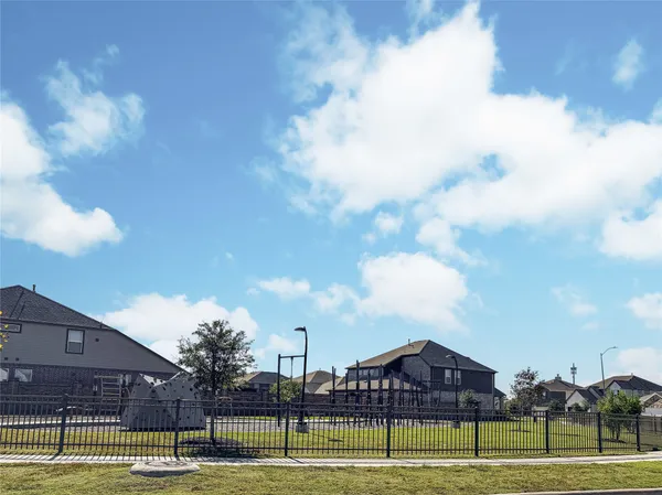 $2,450 | 15427 Crathie Bend Drive, Humble, TX 77346