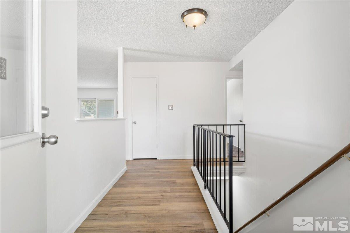 1245 Muir Drive Reno, NV 89503 - Photo 4 of 40 Photo 4