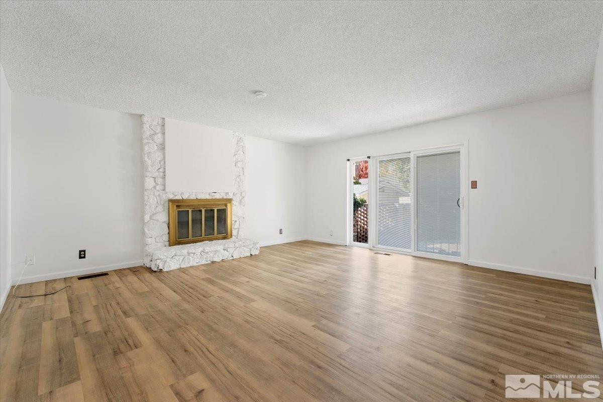 1245 Muir Drive Reno, NV 89503 - Photo 5 of 40 Photo 5