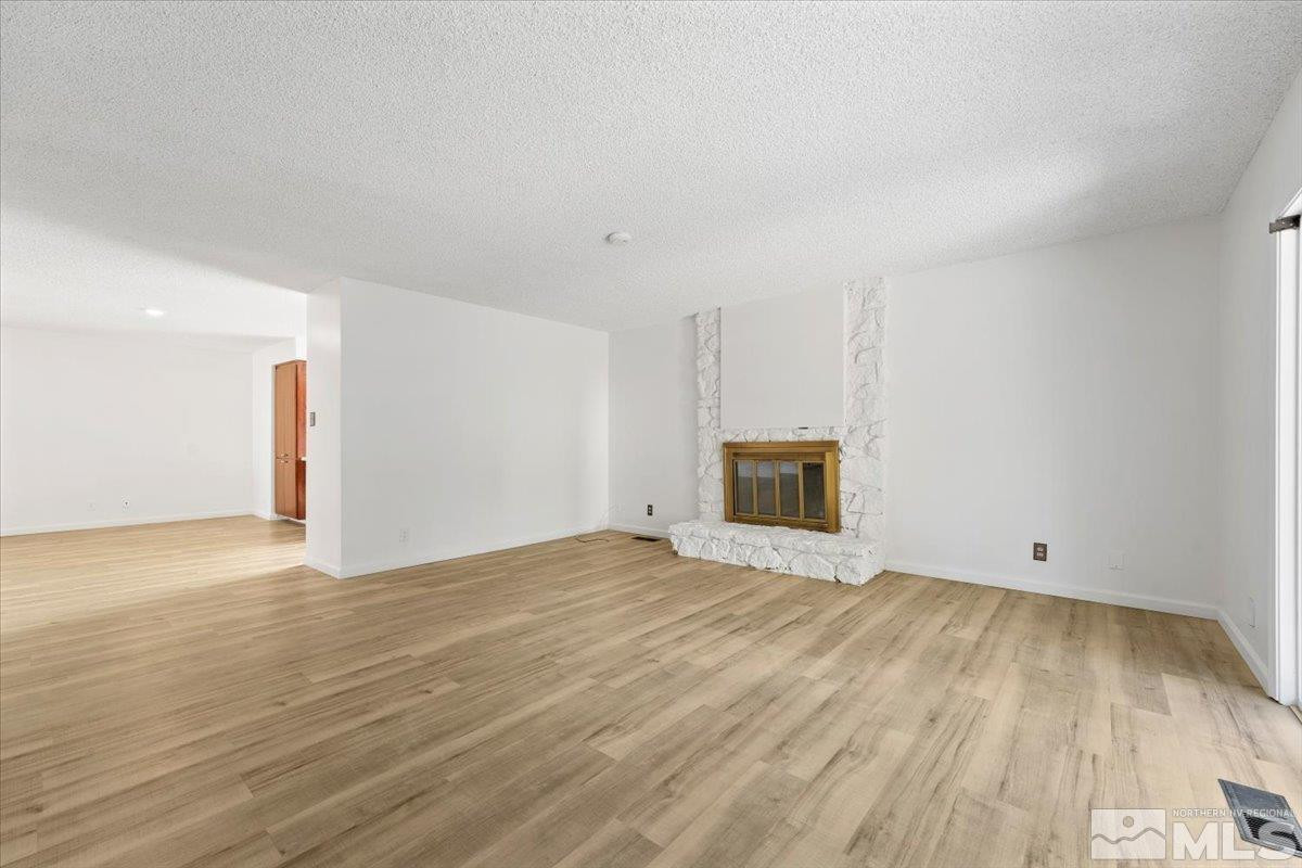 1245 Muir Drive Reno, NV 89503 - Photo 7 of 40 Photo 7