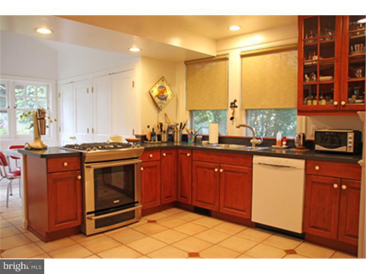 406 Pembroke Road Bala Cynwyd, PA 19004 - Photo 5 of 21 Gallery Image 5