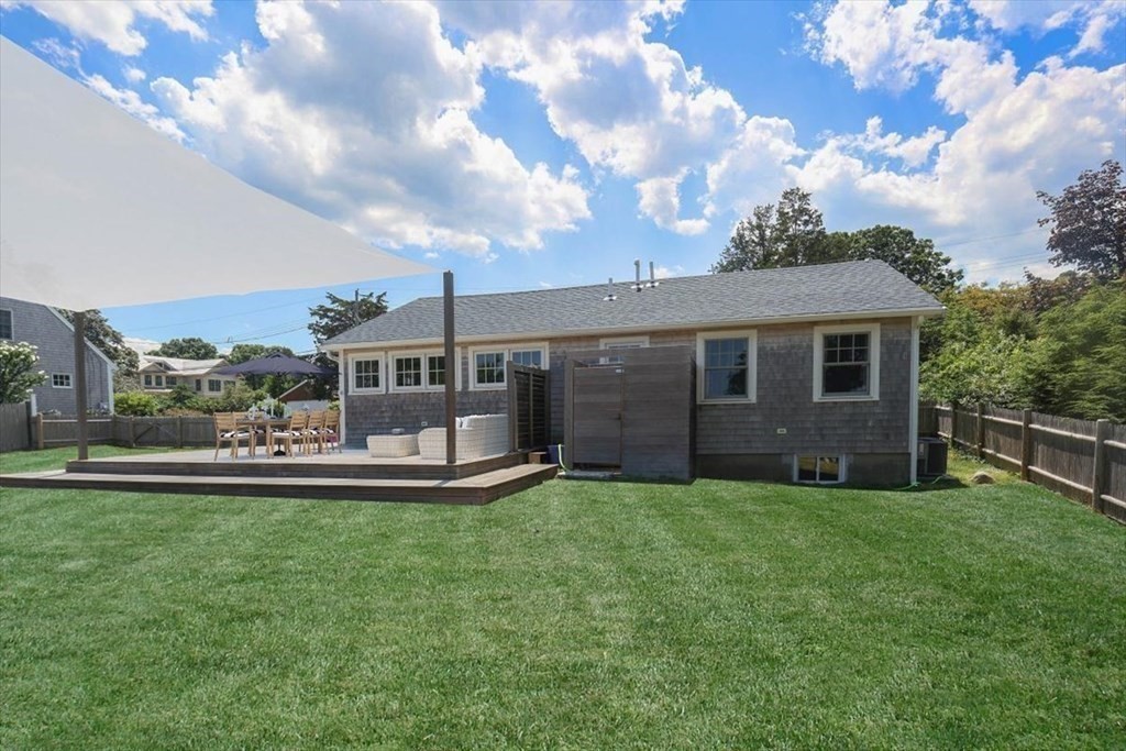 72 Carlton Road Marshfield, MA 02050 - Photo 4 of 27 Gallery Image 4