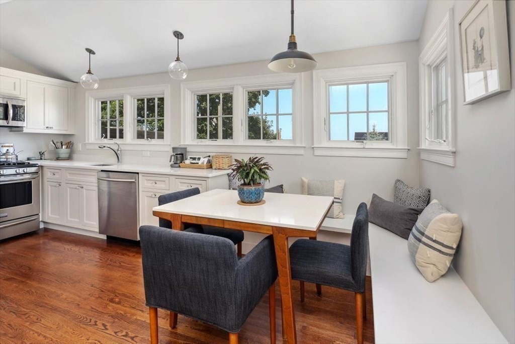 72 Carlton Road Marshfield, MA 02050 - Photo 8 of 27 Gallery Image 8