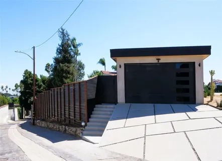 $1,890,000 | 4756 Keniston Avenue, View Park, CA 90043