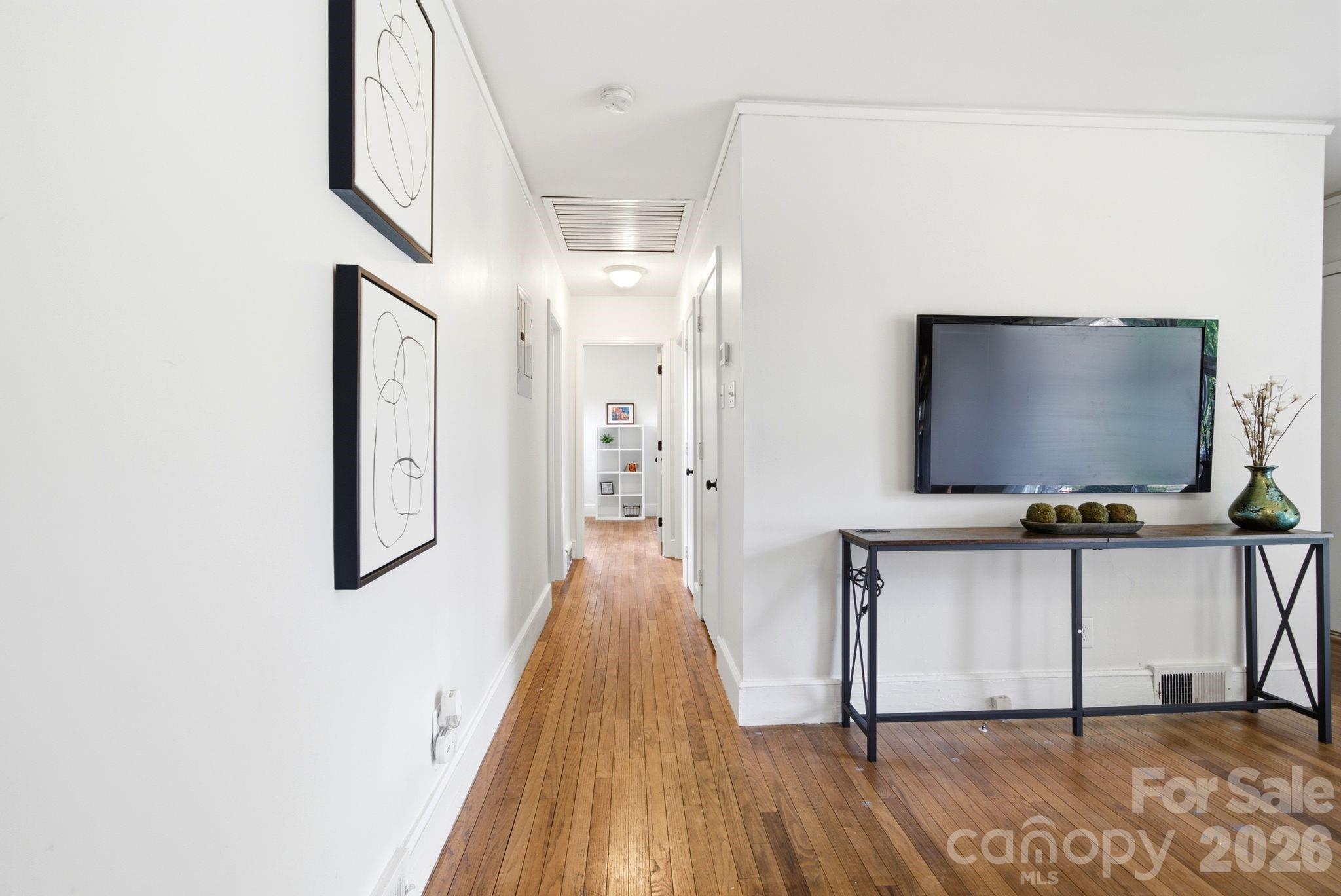 4227 Cheltenham Road Charlotte, NC 28211 - Photo 14 of 28 Gallery Image 14