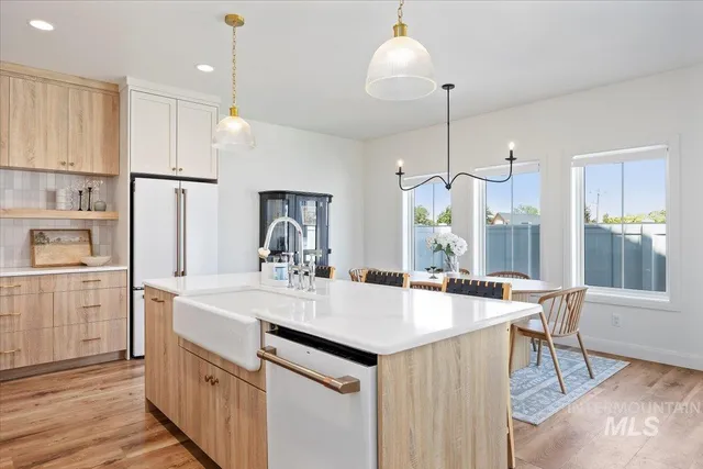 $809,900 | 702 Lake Street, Kimberly, ID 83341