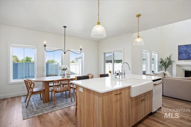 $809,900 | 702 Lake Street, Kimberly, ID 83341