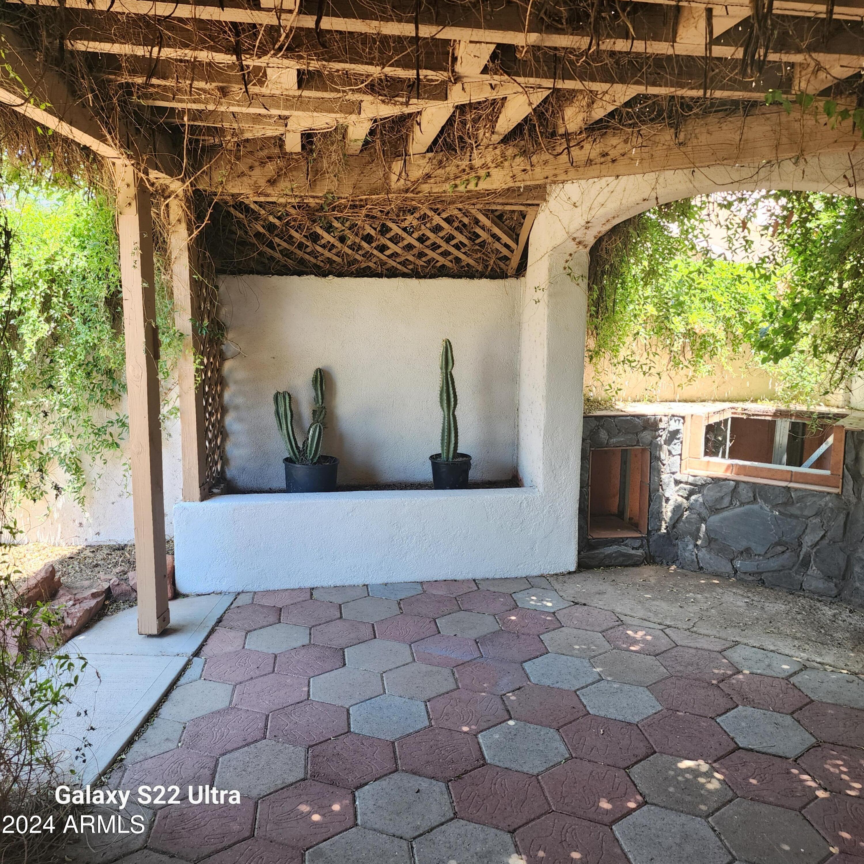 1918 East Grandview Road Phoenix, AZ 85022 - Photo 13 of 16 Back Patio