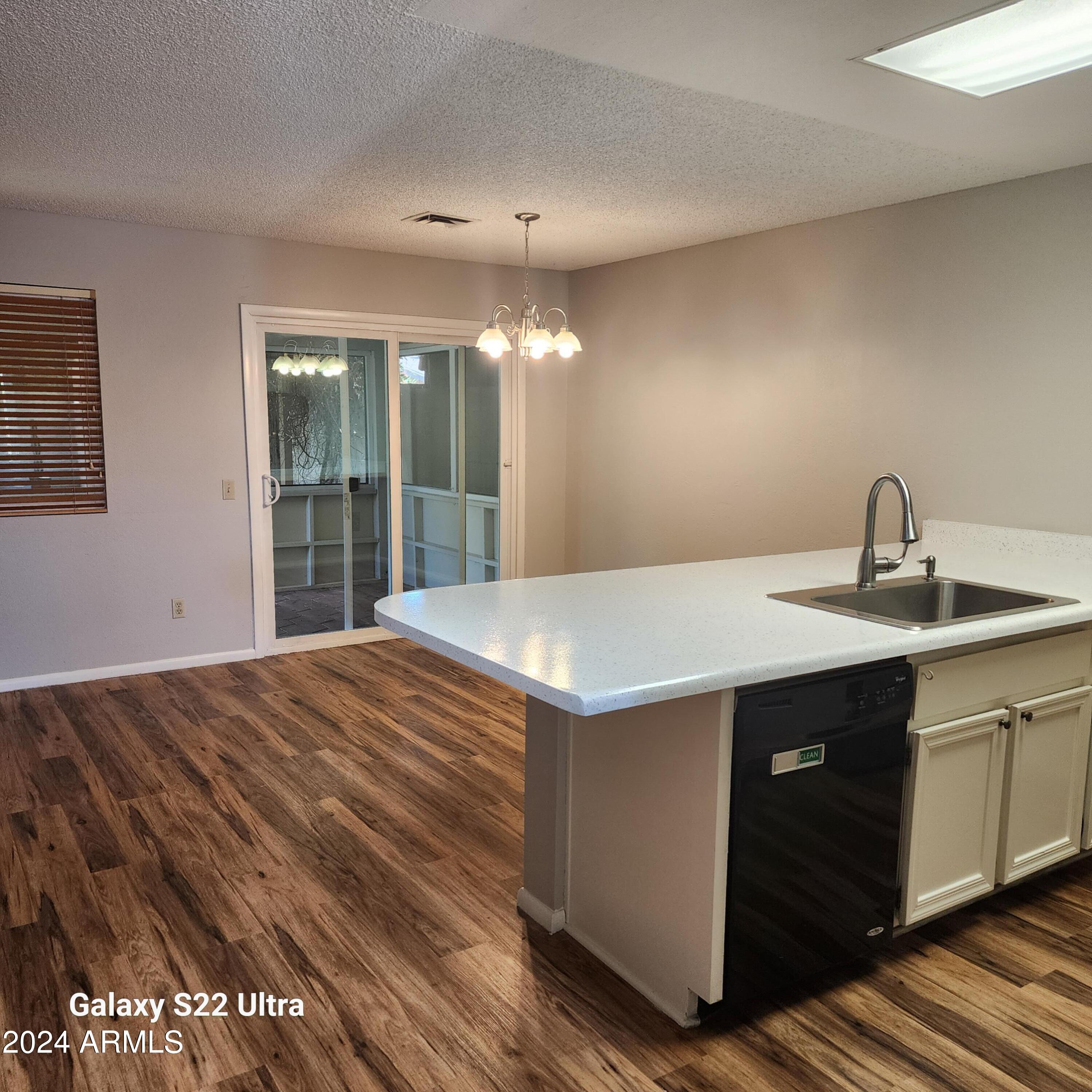1918 East Grandview Road Phoenix, AZ 85022 - Photo 4 of 16 Kitchen 1