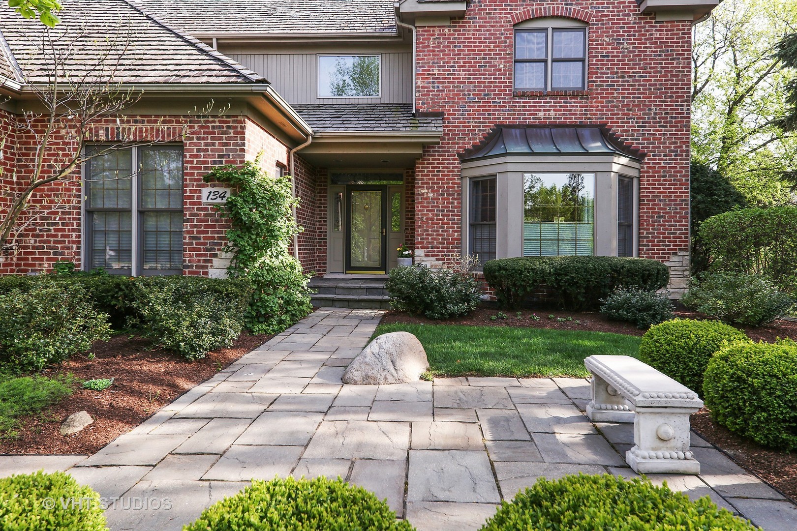 134 West 59th Street Burr Ridge, IL 60527 - Photo 4 of 32