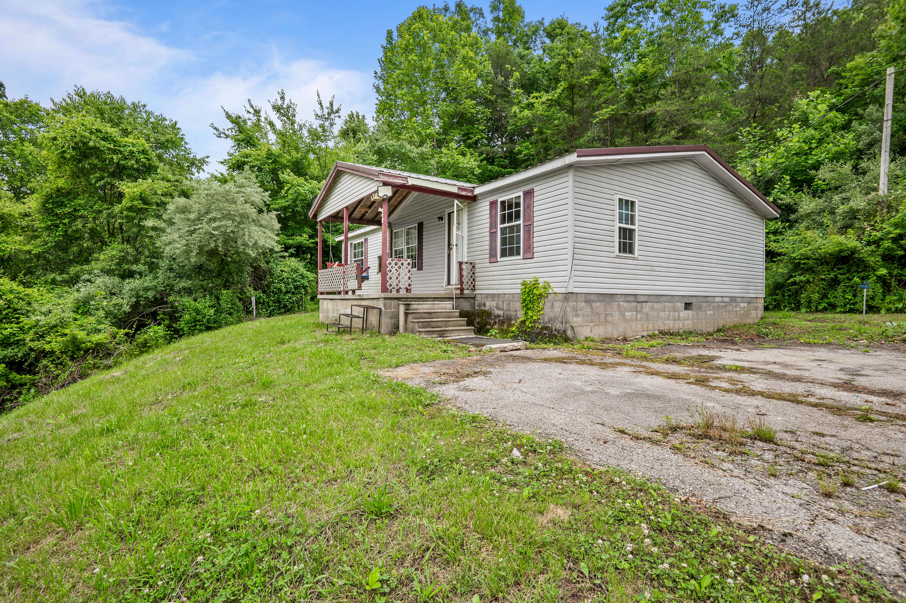154 Arkle Road Gray, KY 40734 - Photo 17 of 29 Exterior Front