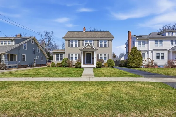 $549,900 | 102 Greenacre Avenue, Longmeadow, MA 01106