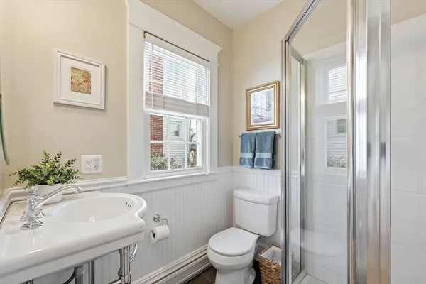 $549,900 | 102 Greenacre Avenue, Longmeadow, MA 01106