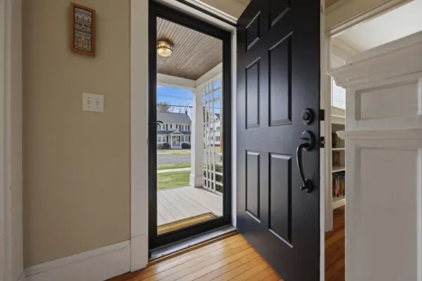$549,900 | 102 Greenacre Avenue, Longmeadow, MA 01106